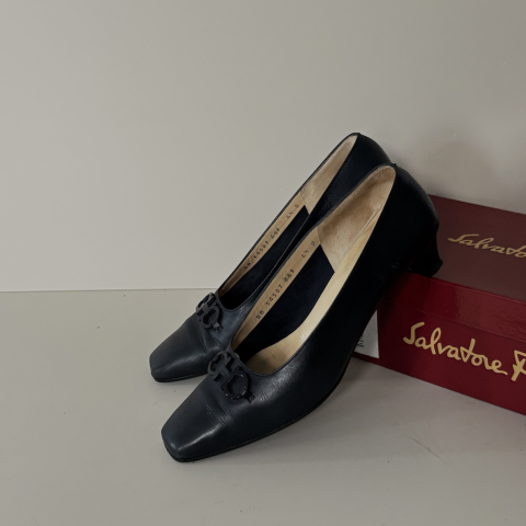 Salvatore Ferragamo Heels Metal Full Box