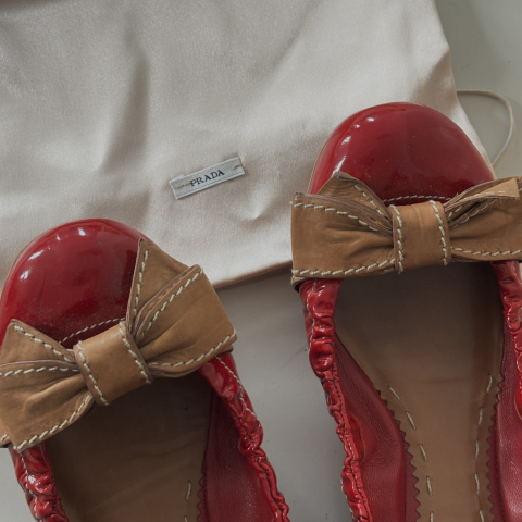 Prada Red Patent Leather Bow Scrunch Ballet Flats 