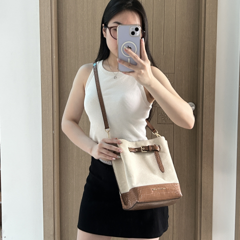 Michael Kors Emilia Small Bucket Bag 