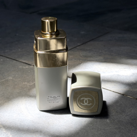 Chanel No. 19 Eau de Cologne (Refillable Spray)