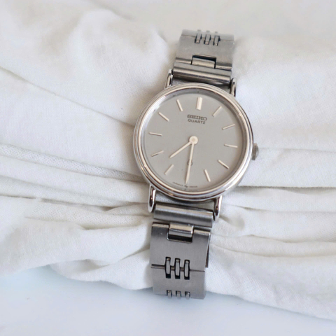 The Clock Seiko Quartz Japan